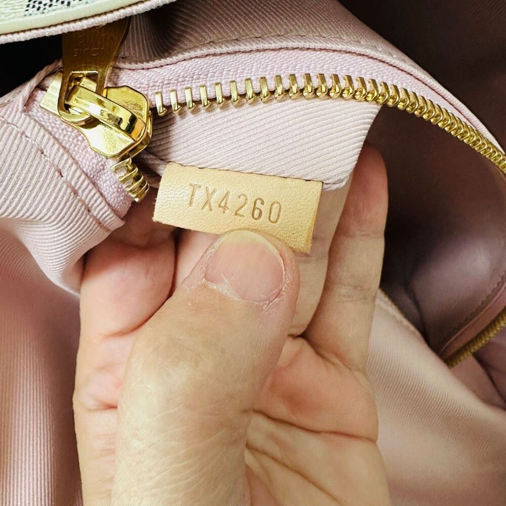 Louis Vuitton Graceful PM - Picture 16 of 16